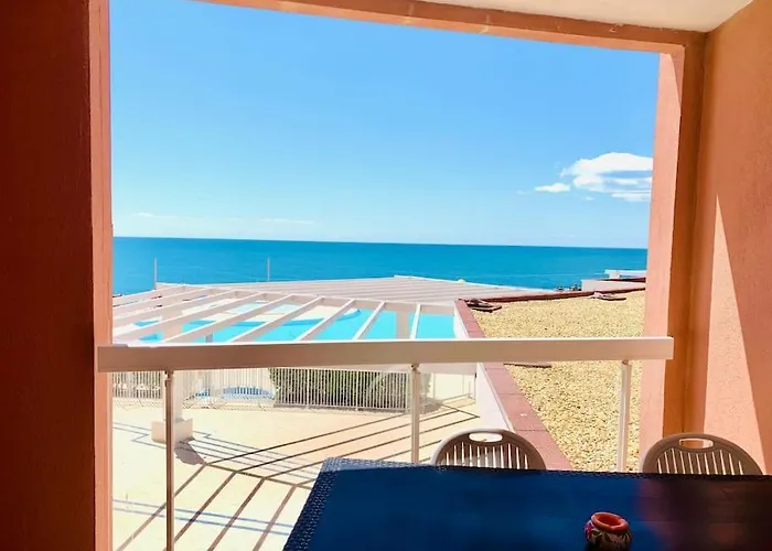 557 Cap Corniche Front De Mer Clim Parking
